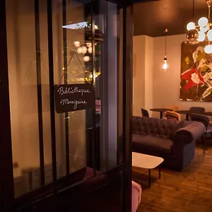 Otel Madrigal, Paris